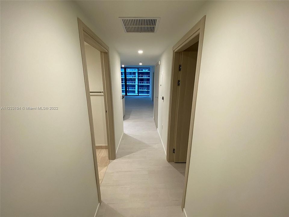 1st image of 1000 Brickell Plz #2307