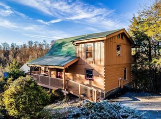 2702 Alps Way, Pigeon Forge, TN 37863