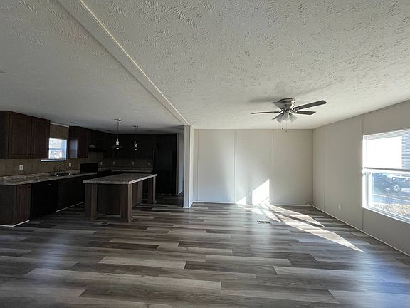 4th image of 518 Wickford Dr