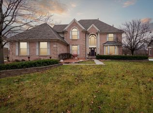 7101 Poppleton Rd, Canton, MI 48187