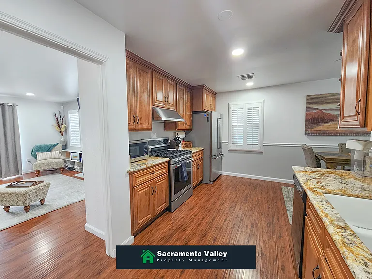 3500 Marjorie Way — Photo 11