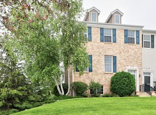 9969 Pincherry Ln, Eden Prairie, MN 55347