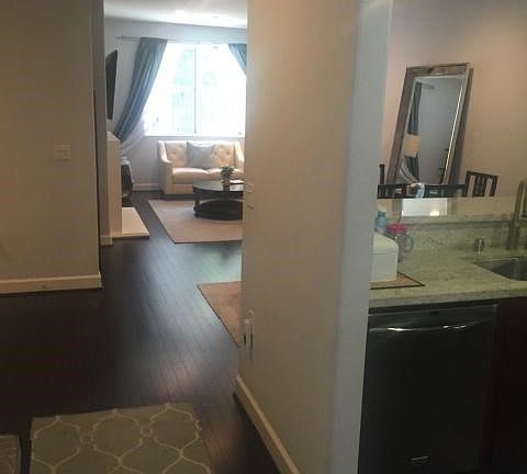 3rd image of 14412 Killion St #107