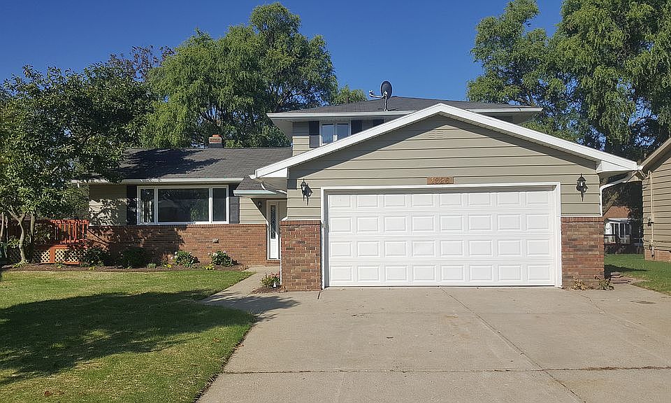 1st image of 1926 Adena Ln