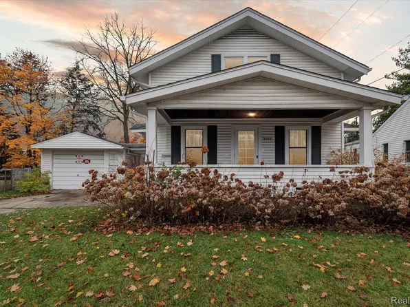 3400 Laura St, Wayne, MI 48184