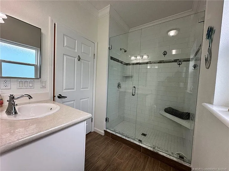378 NE Wharfs Way — Photo 17