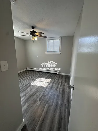 114 NW College Ave Photo 1
