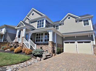 5905 Lone Oak Dr, Bethesda, MD