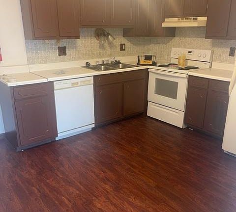 3rd image of 39310 Heatherheath Dr