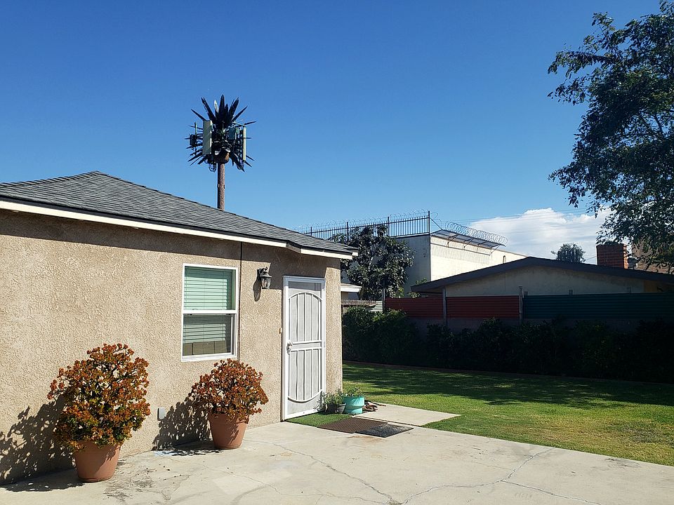 400 sq ft ADU with backyard