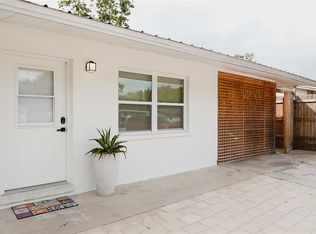 2300 Stratford Dr, Sarasota, FL 34232