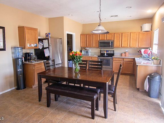 4th image of 31008 N Desert Honeysuckle Dr