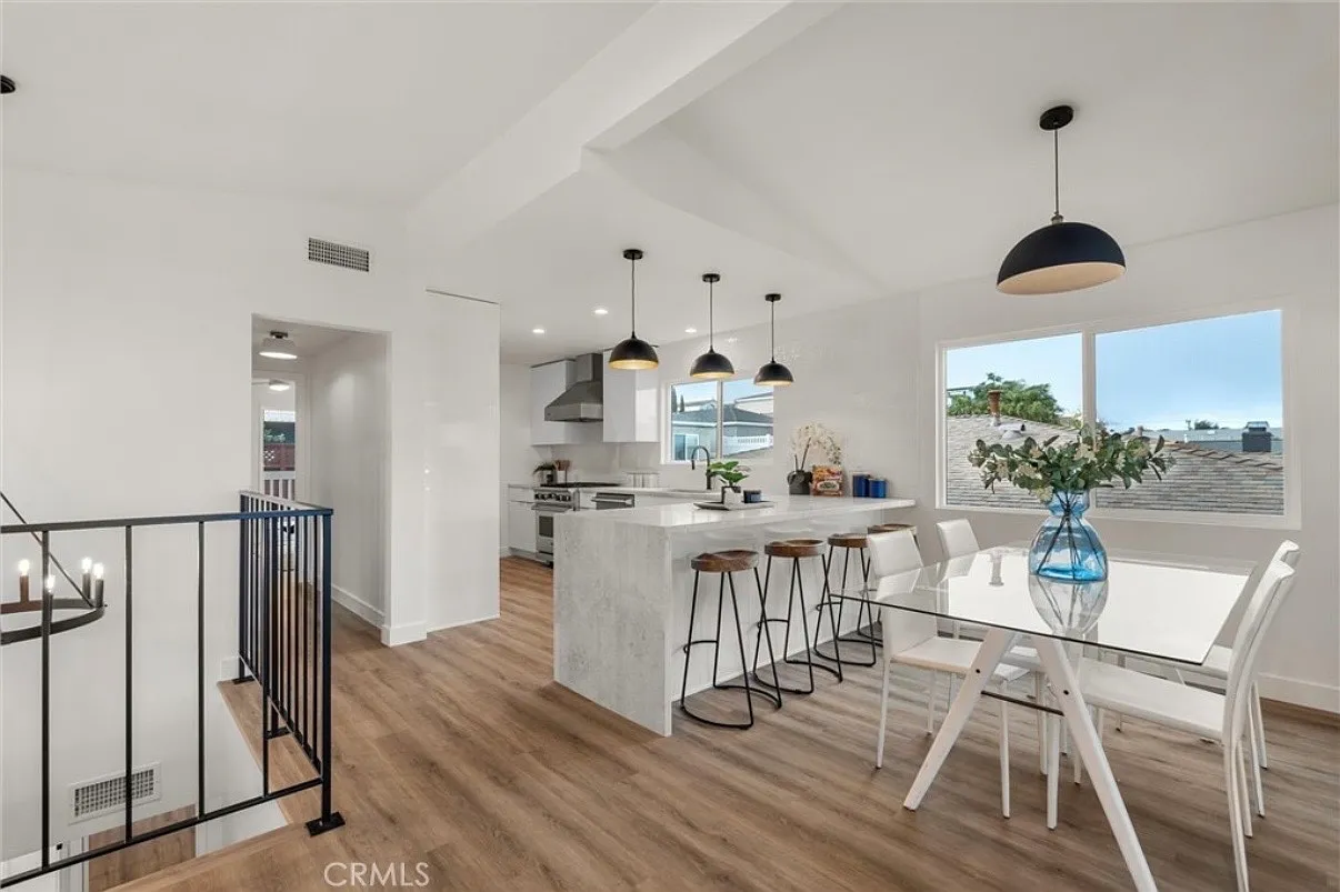 3 bed, 1767 sqft, $6,500 — Photo 3