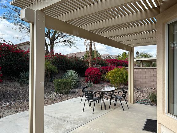 3rd image of 78491 Glastonbury Way #78491