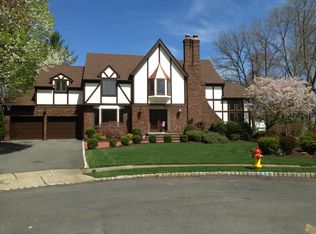 5 Cory Ct, Parsippany, NJ 07054