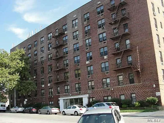 Sold by Douglas Elliman | media 12