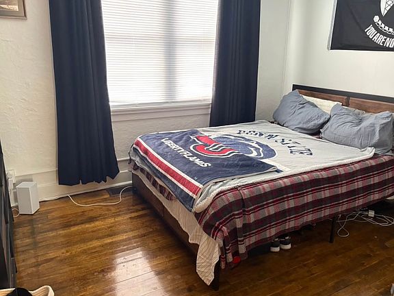 5th image of 4218 Middle Rd APT 1