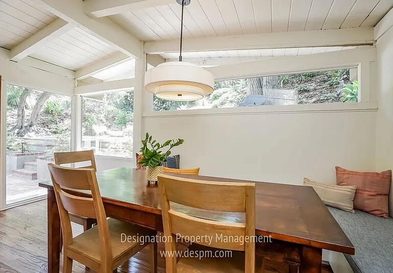 360 Glenullen Dr — Photo 8