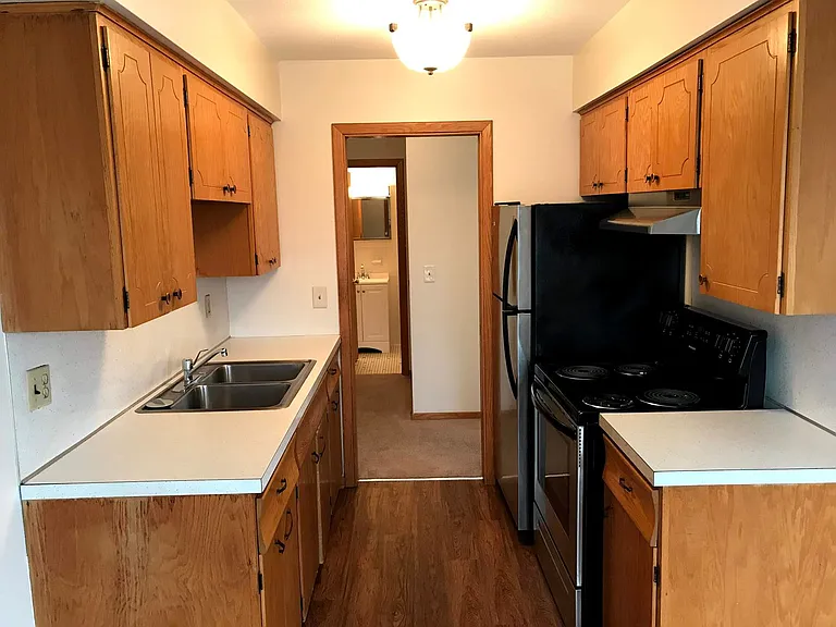 2649 Humboldt Ave S — Photo 12