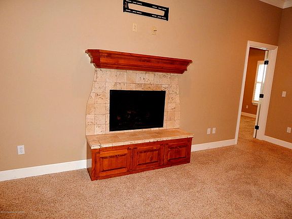 5th image of 8011 Oxford Dr