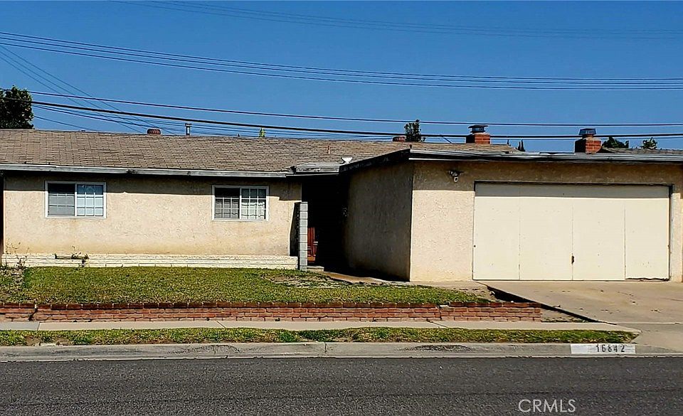 1st image of 16842 Ross Ln