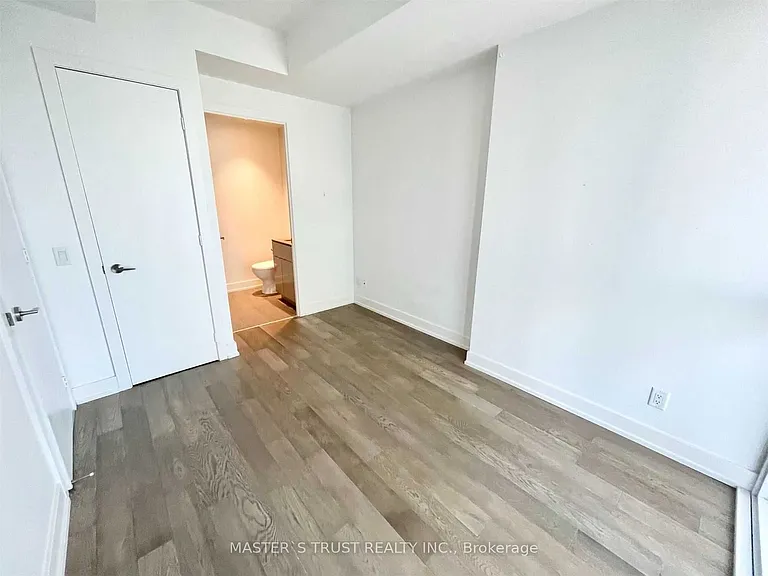 7 Grenville St #1601 — Photo 19