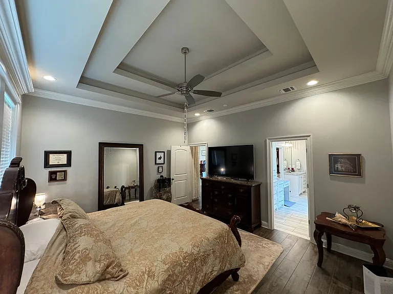 629 Dumaine Dr — Photo 17
