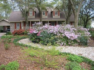 688 Fernwood Rd, Murrells Inlet, SC 29576