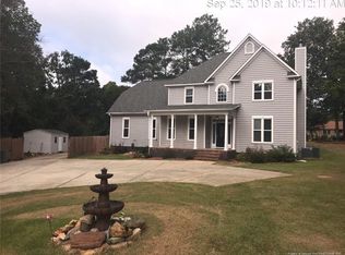 6100 Lochview Dr, Fayetteville, NC 28311