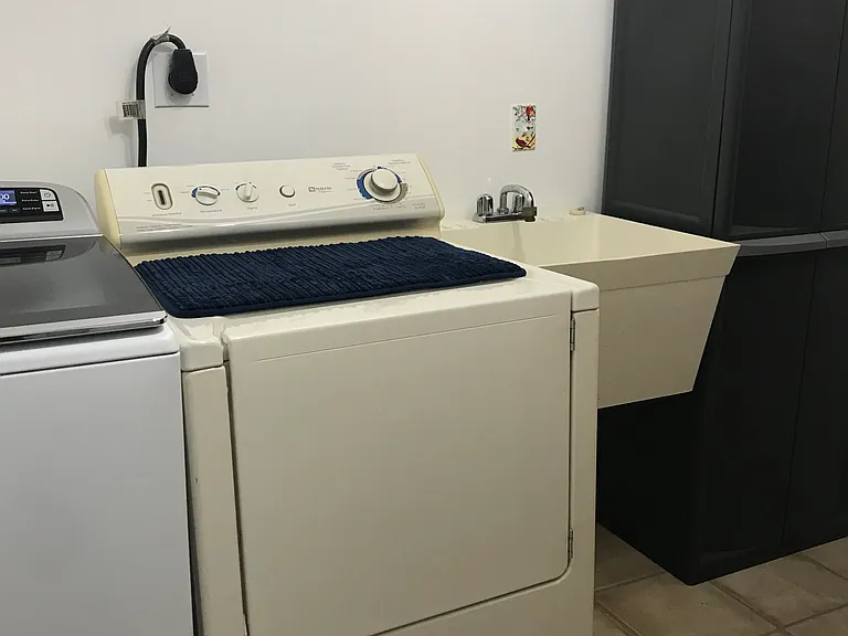 360 Mill Ln — Photo 11