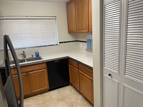 4th image of 4591 SE Roaring Brook Way