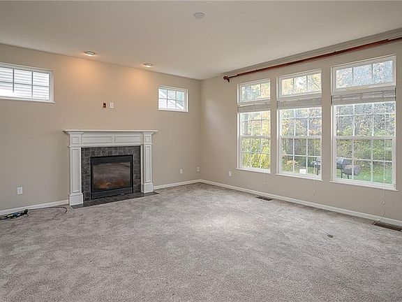 4th image of 32897 Sorrento Ln