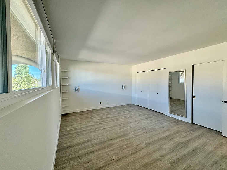5346 Fairview Blvd — Photo 22