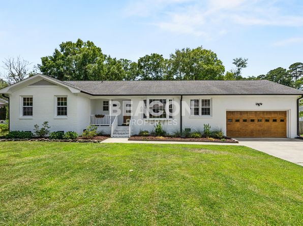 406 W Blackbeard Rd
