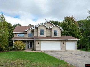 24 E Maple Ct, MANKATO, MN 56001