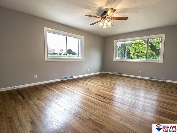 4th image of 1807 Pelton Ave