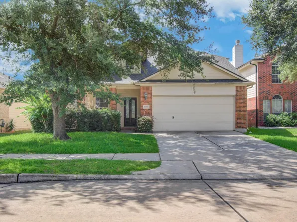 6307 S Wintersage Ln, Houston, TX 77066