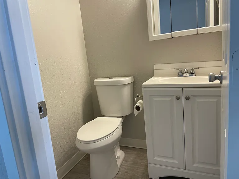 1608 Washington St #3 — Photo 9