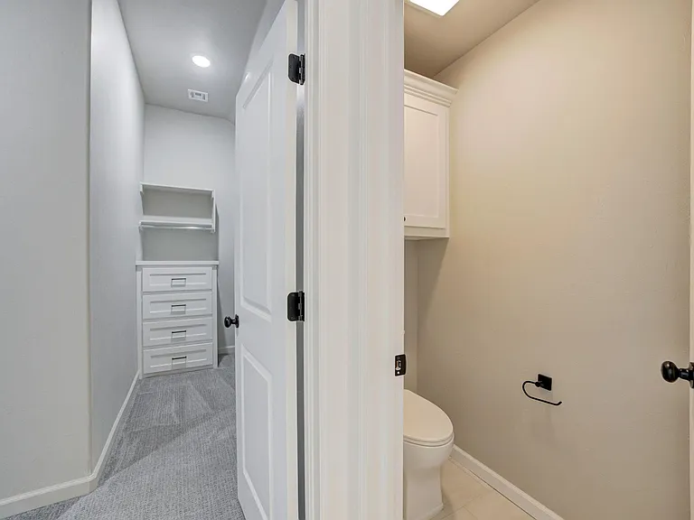 1811 Hollow Crest Ct — Photo 30