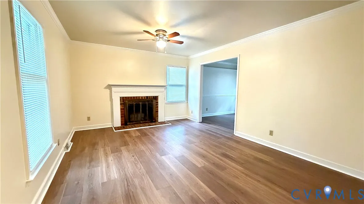 3 bed, 2.0 bath, 1440 sqft, $1,995 — Photo 2