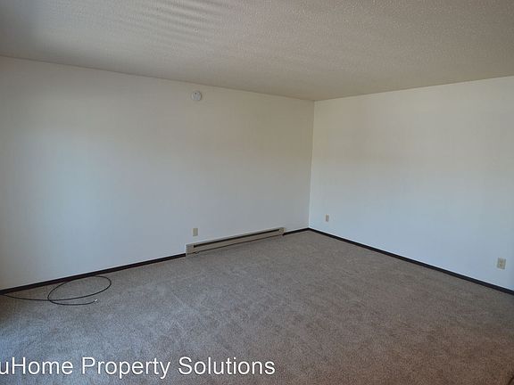 4th image of 4811 7th Ave N #1
