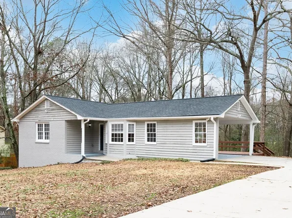 140 Derby Country Dr, Ellenwood, GA 30294