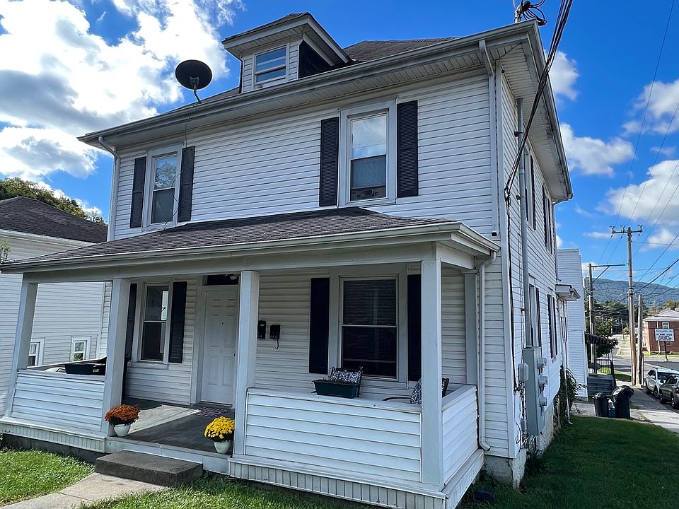1st image of 1900 Vineyard St #1