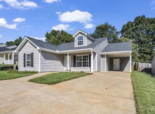 921 E Emerald Springs Dr, Boiling Springs, SC 29316