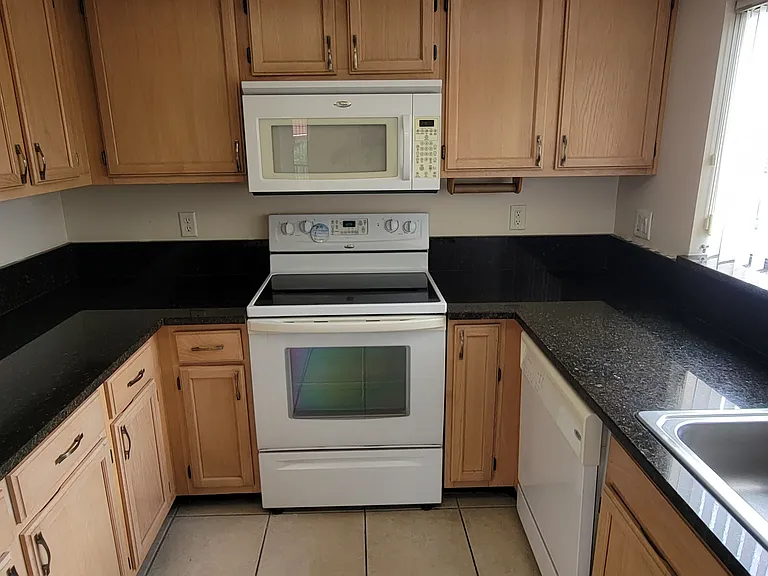 9635 Eaton Gardens Ln #201 — Photo 8