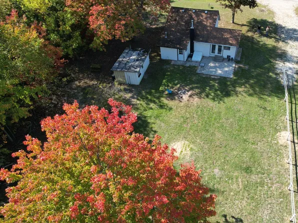 3968 N Jebavy Dr, Ludington, MI 49431