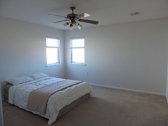 5th image of 2720 Brookville Dr