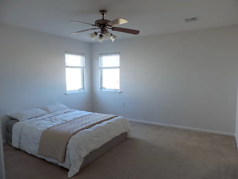 2720 Brookville Dr — Photo 5