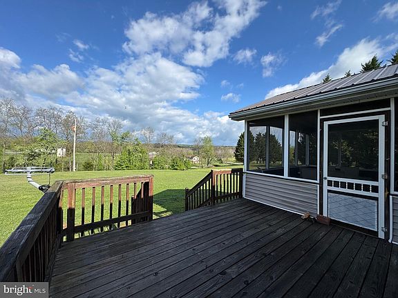 5th image of 1660 Highland Ridge Rd