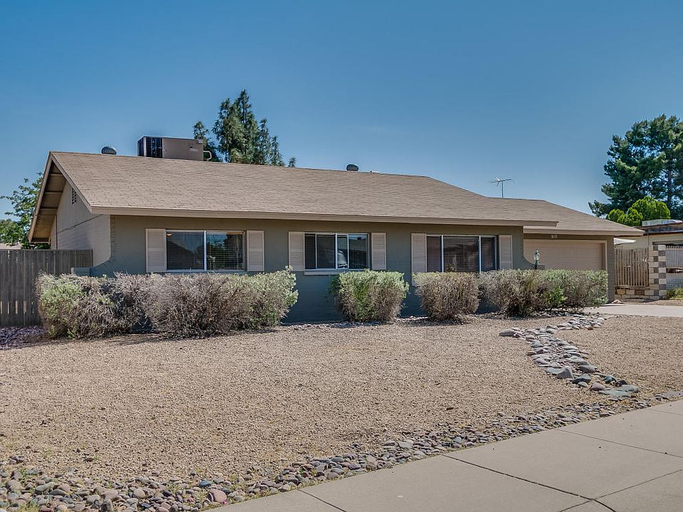1st image of 3033 E Windrose Dr